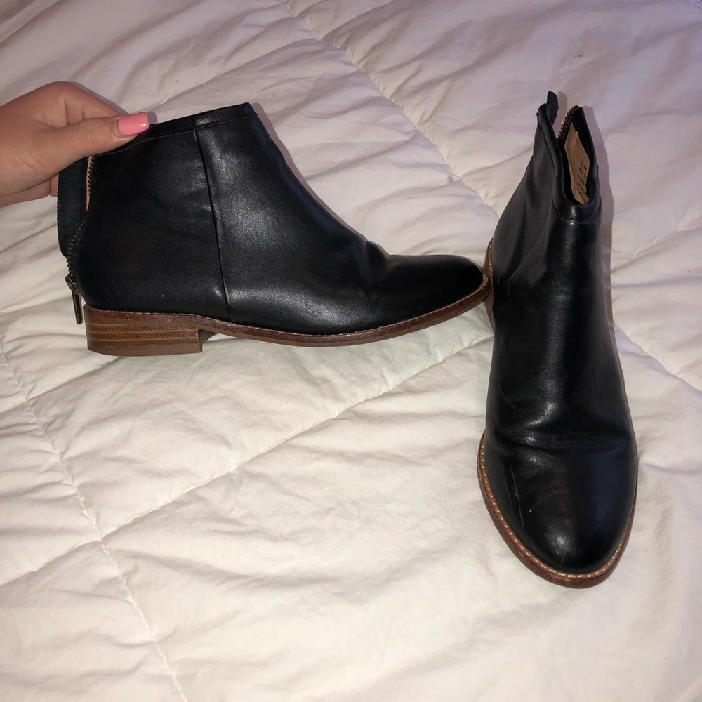 Indie black leather ankle boots